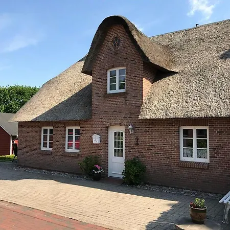 Haus-dorfstrasse *