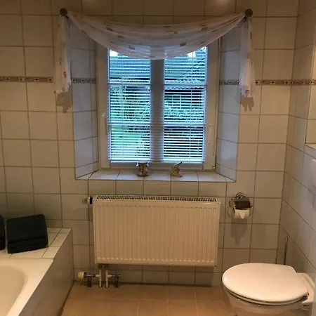 Haus-dorfstrasse Risum-Lindholm